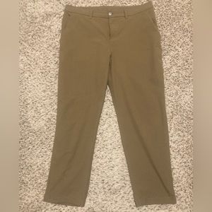Lululemon ABC trousers 35x27